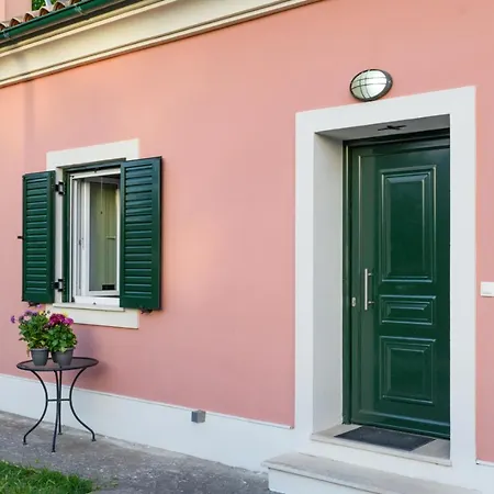 Sunshine House Corfu